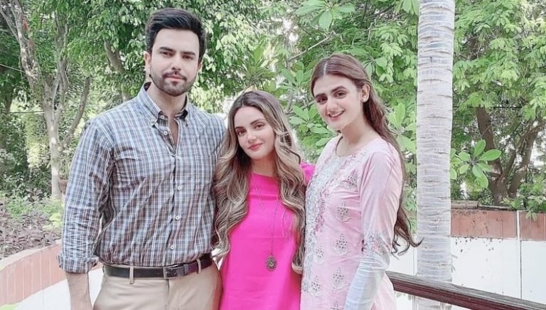 Actress Armeena Khan